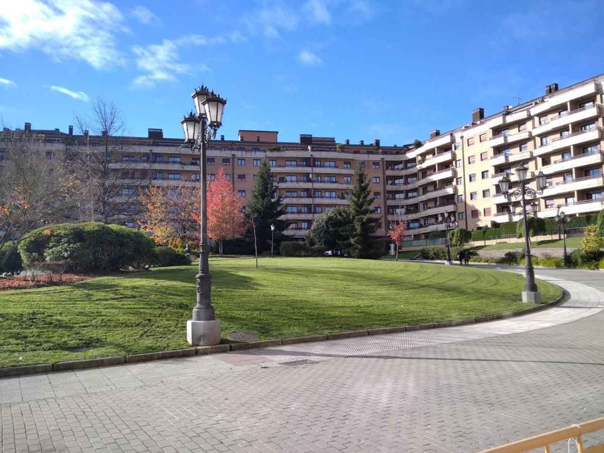 Apartmán Jardines De Vinjoy Oviedo Exteriér fotografie
